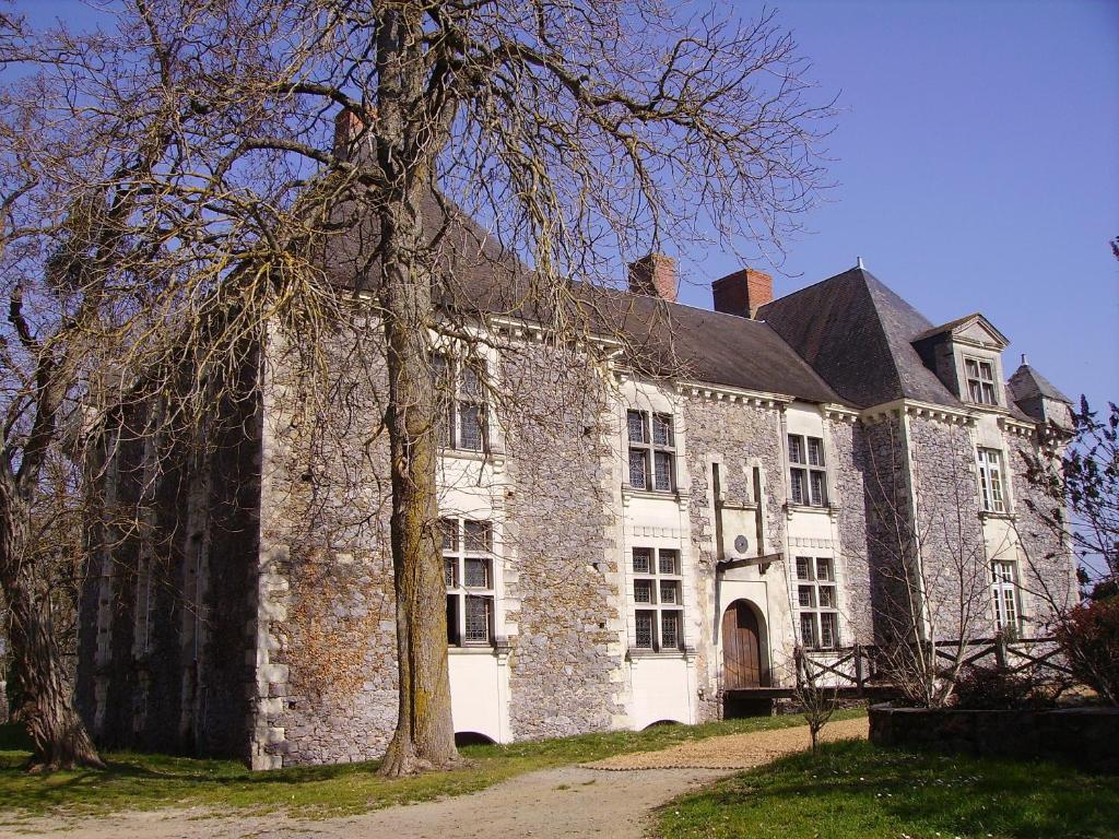 Chateau De La Fresnaye Bed and Breakfast Saint-Aubin-de-Luigné Esterno foto